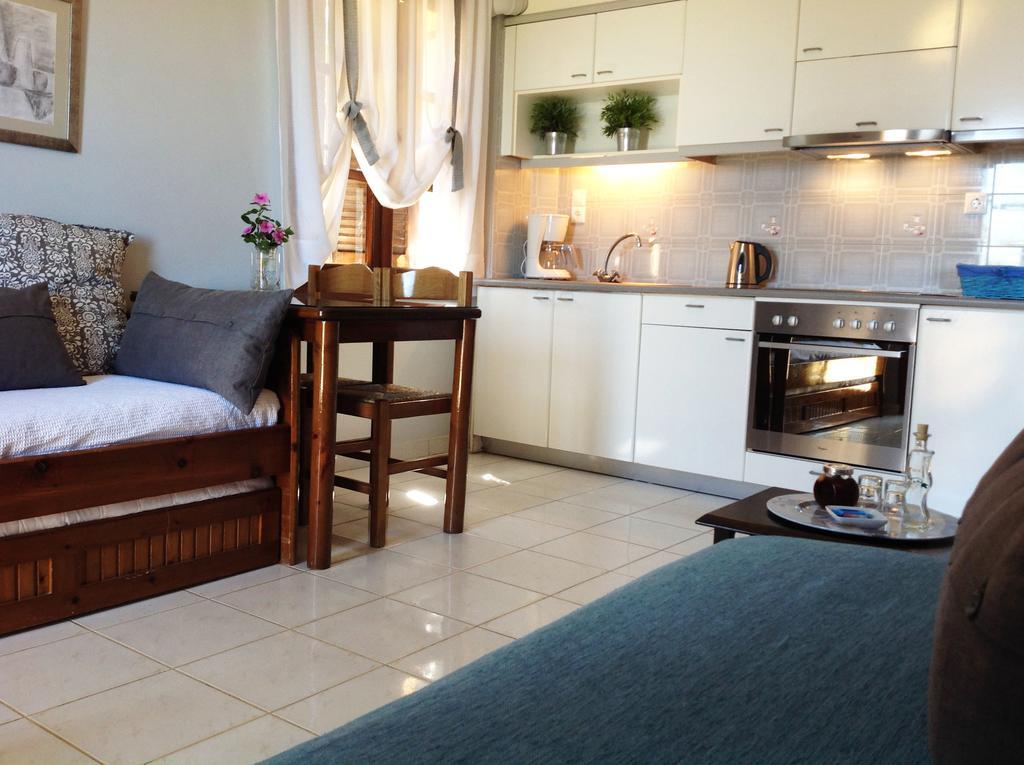 Asterias Studios & Apartments Kalyves Bilik gambar